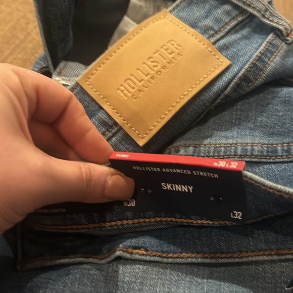 Men’s Holister Skinny Jeans - Picture 3 of 4